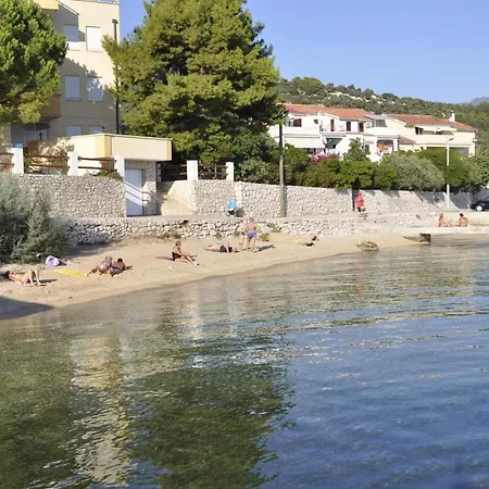 Seaside Family Friendly House With A Swimming Pool Barbat, Rab - 22081