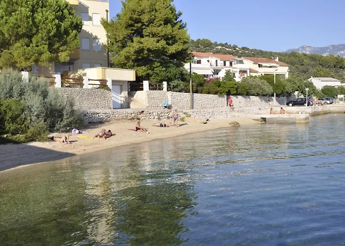 Seaside Family Friendly House With A Swimming Pool Barbat, Rab - 22081