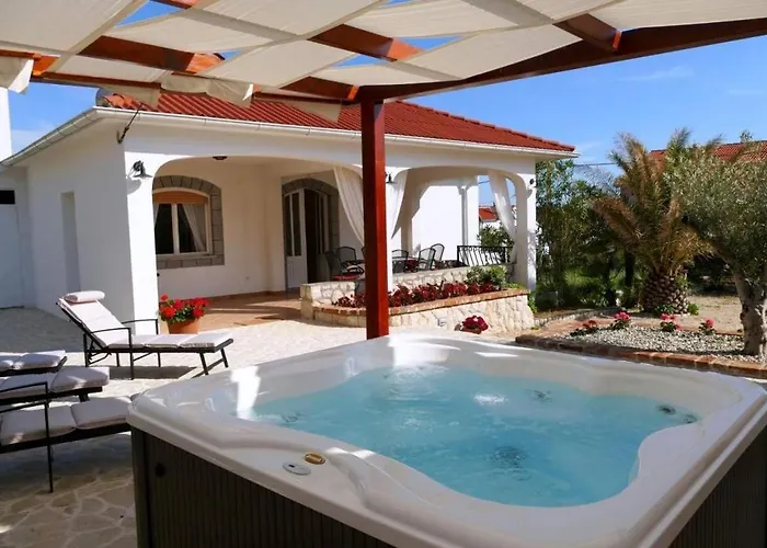 Seaside Family Friendly House With A Swimming Pool Barbat, Rab - 22081