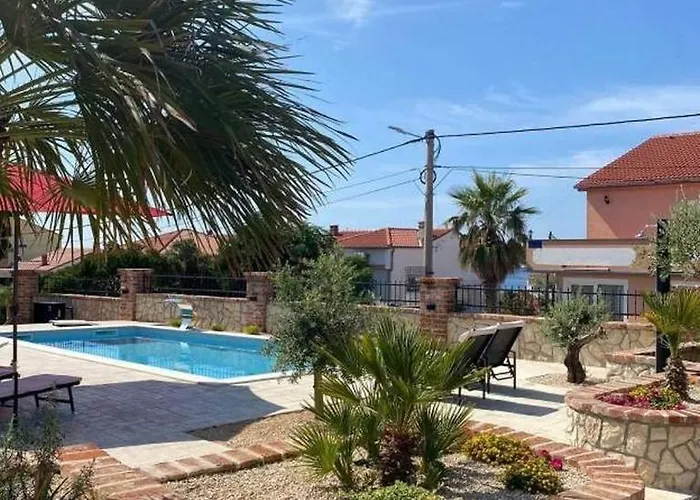 Seaside Family Friendly House With A Swimming Pool Barbat, Rab - 22081 *