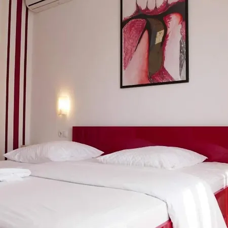 Dom wakacyjny Seaside Family Friendly House With A Swimming Pool Barbat, Rab - 22081 Rab Town