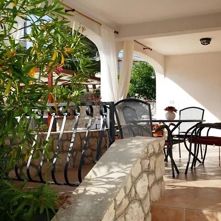 Seaside Family Friendly House With A Swimming Pool Barbat, Rab - 22081 Ferienhaus *