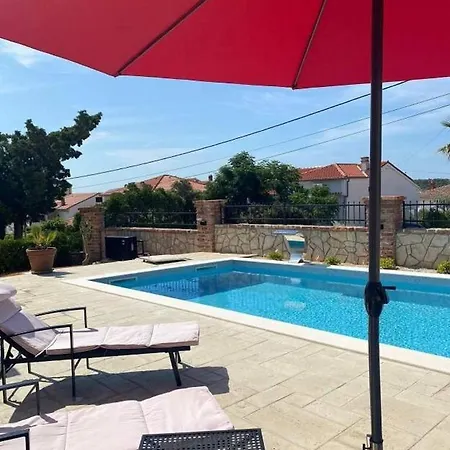 Dom wakacyjny Seaside Family Friendly House With A Swimming Pool Barbat, Rab - 22081
