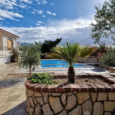 Seaside Family Friendly House With A Swimming Pool Barbat, Rab - 22081 *
