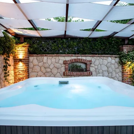 Seaside Family Friendly House With A Swimming Pool Barbat, Rab - 22081 Σπίτι διακοπών Ραμπ