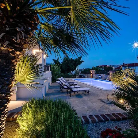 Seaside Family Friendly House With A Swimming Pool Barbat, Rab - 22081 *