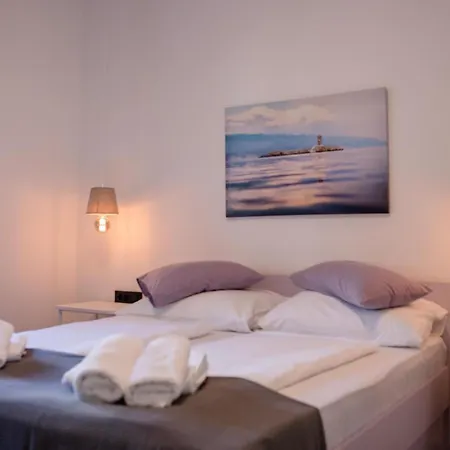 Seaside Family Friendly House With A Swimming Pool Barbat, Rab - 22081 Ραμπ